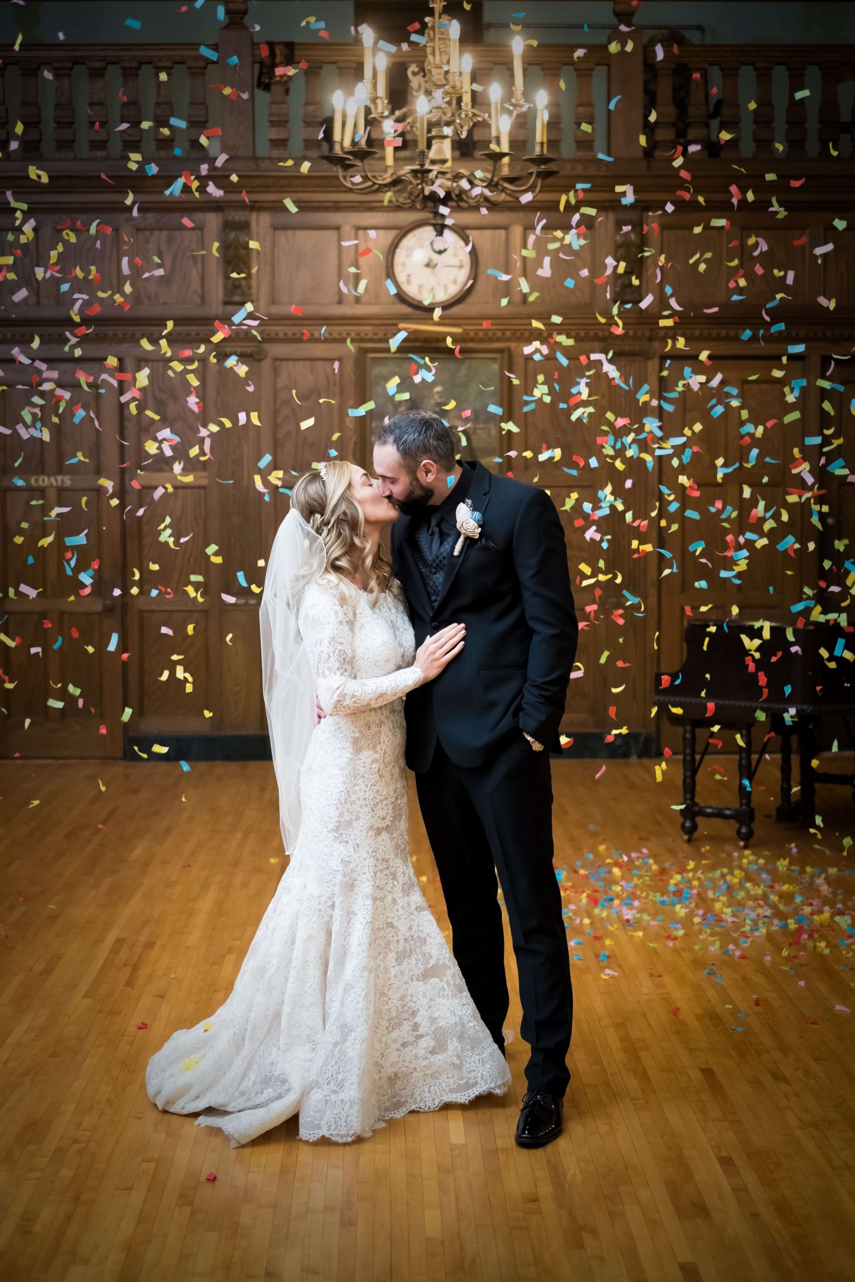 real detroit wedding kathryn steve - Mike Staff Productions wedding reception