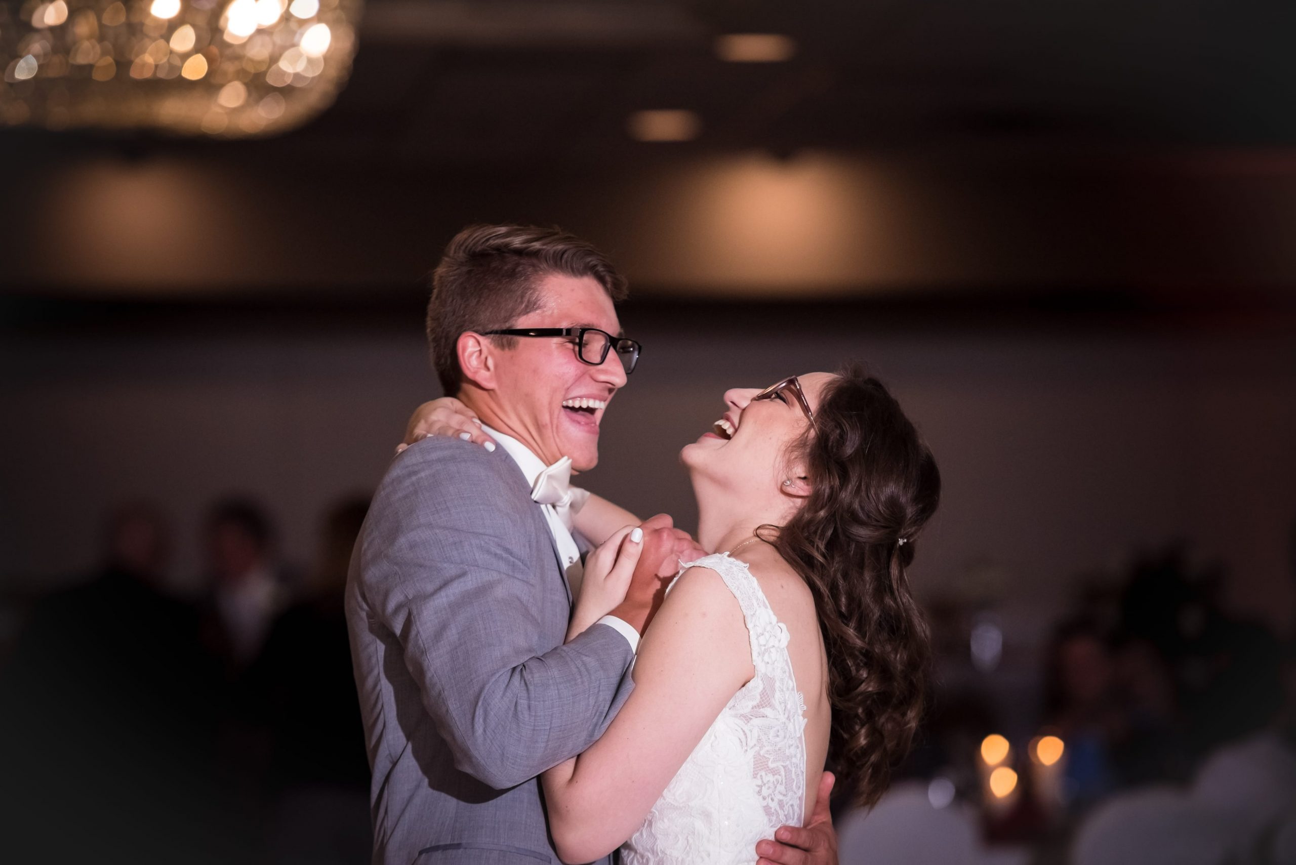 wedding dj bride and groom first dance