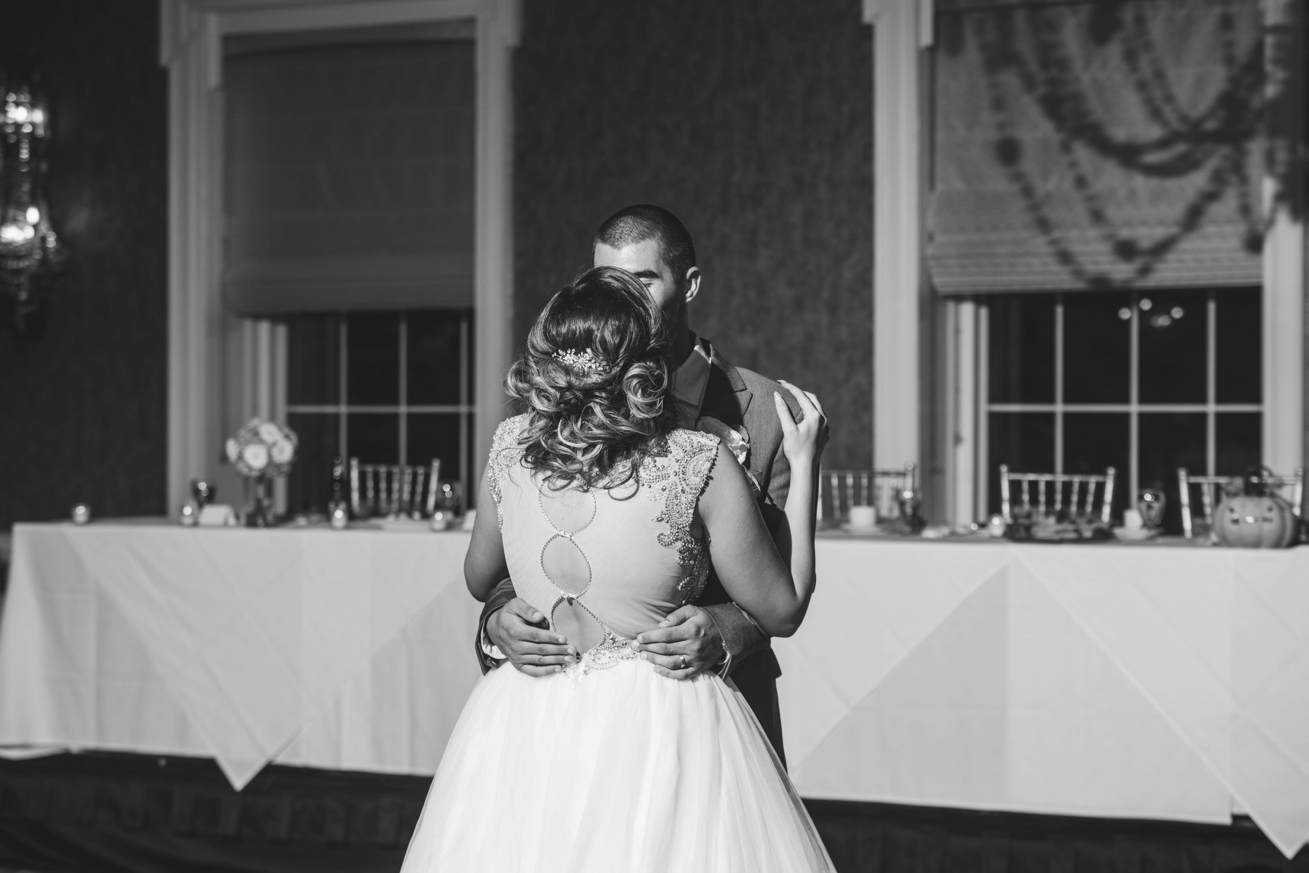 The Real Detroit Wedding of Samantha & Matthew - Mike Staff Productions bride and groom kissing during first dance