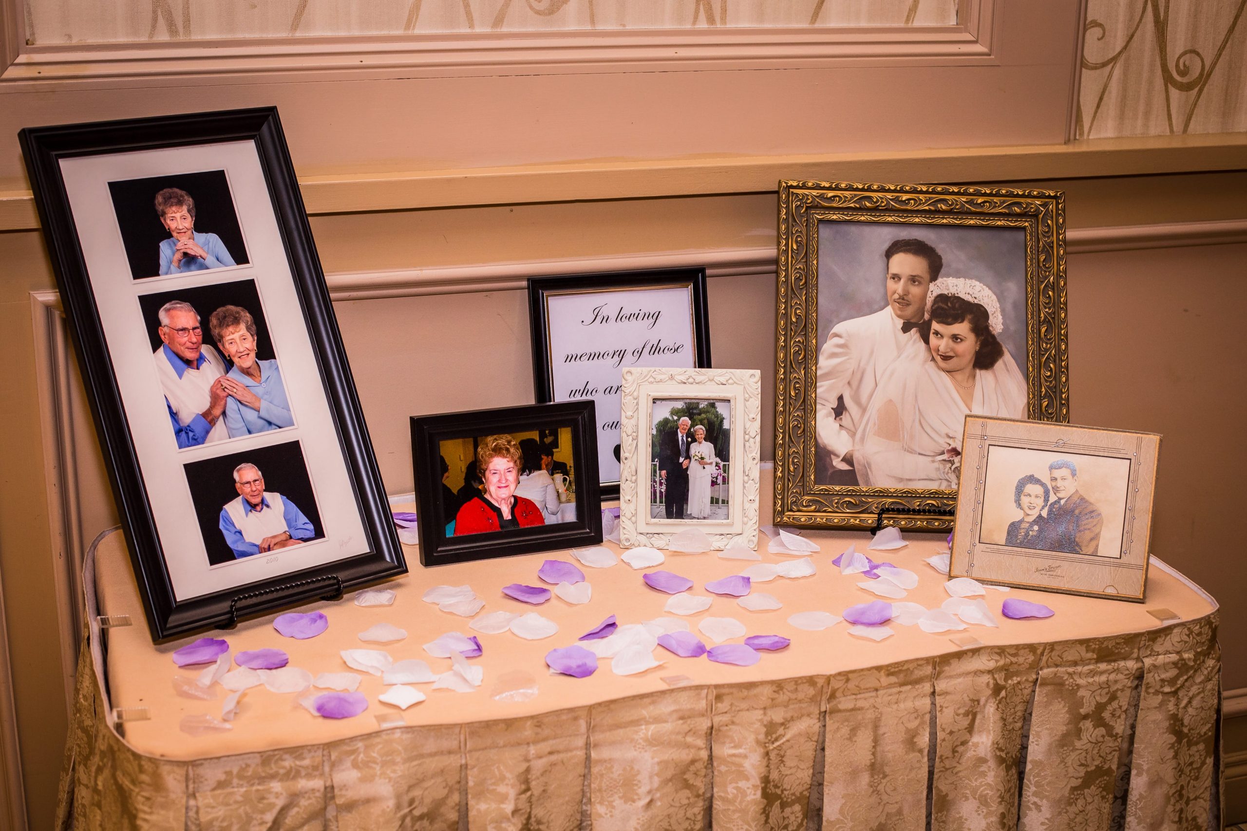 The Real Detroit Wedding of Sara and Jeffrey - Mike Staff Productions "In Memory" table at wedding reception
