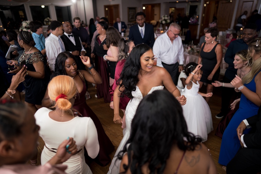 1978_20210904_Muse - Mike Staff Productions dezarae and charles wedding reception packed dance floor