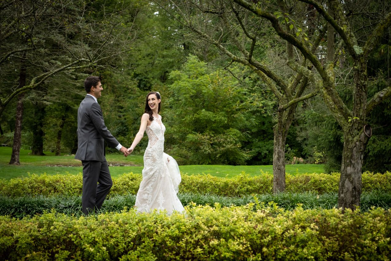 bride and groom walking - Mike Staff Productions bride and groom walking