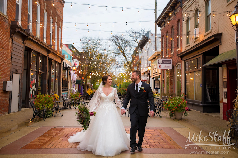 brooks wedding outside downtown holly - Mike Staff Productions brooks wedding outside downtown holly
