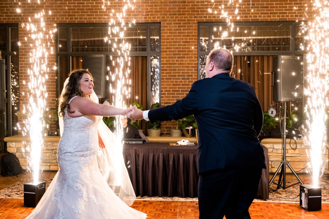 carrie and matthew first dance - Mike Staff Productions carrie and matthew first dance
