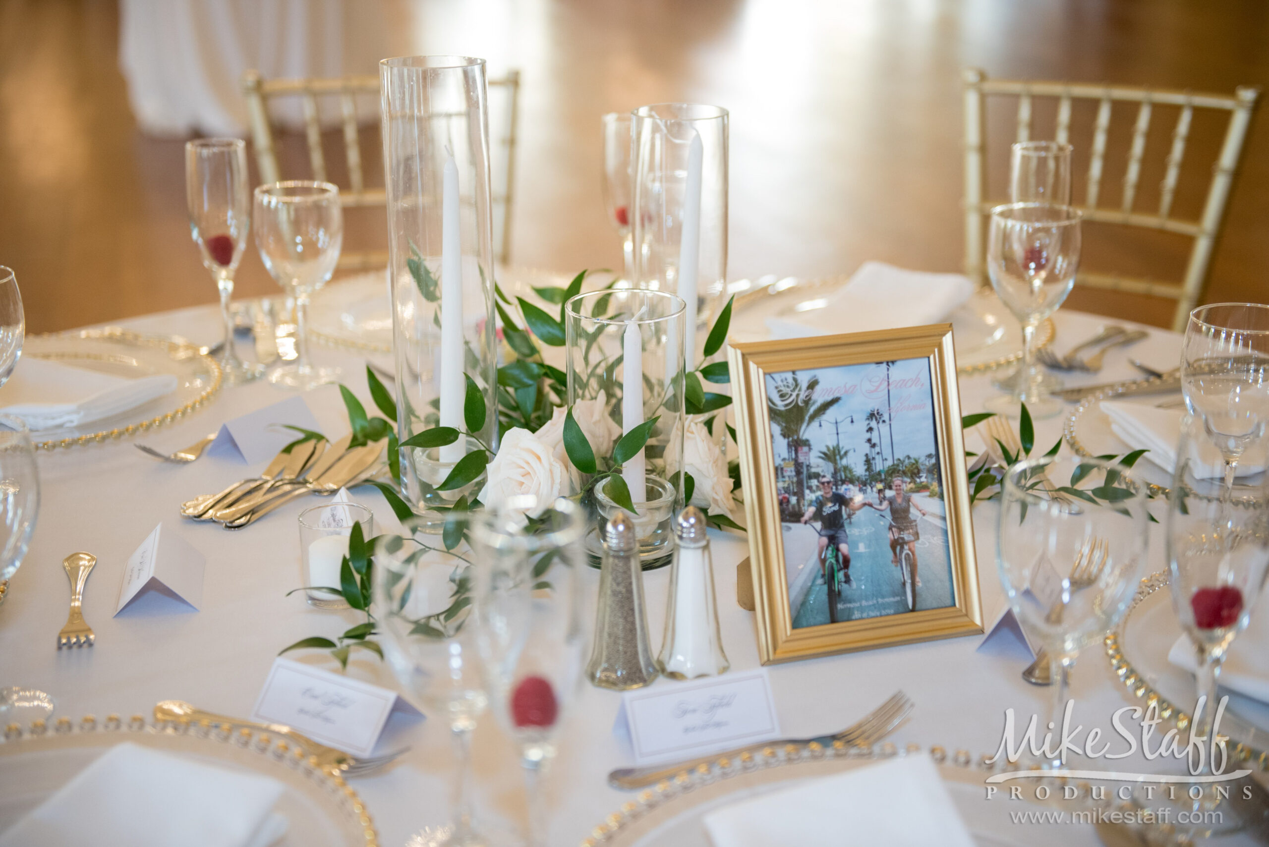 centerpiece - Mike Staff Productions centerpiece