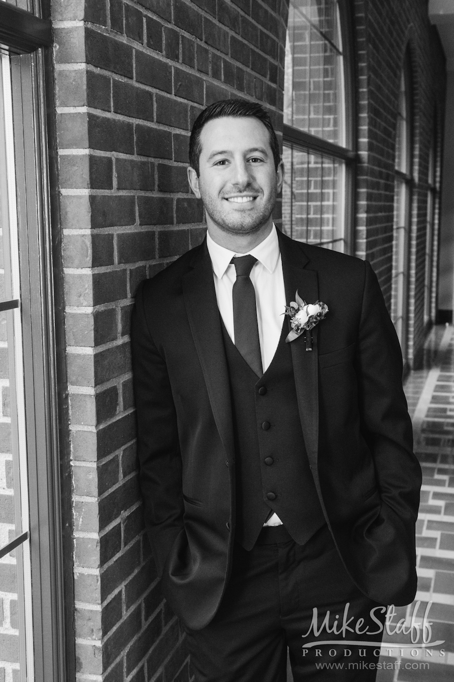 groom at inn at st johns - Mike Staff Productions groom at inn at st johns