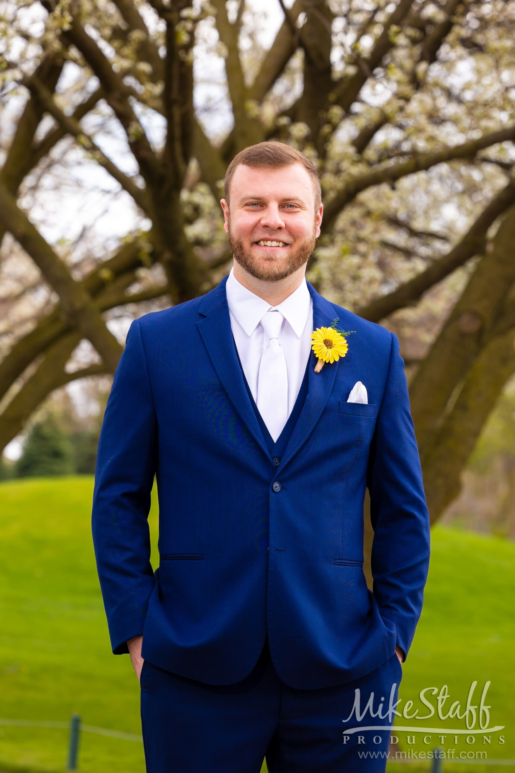 groom portrait - Mike Staff Productions groom portrait