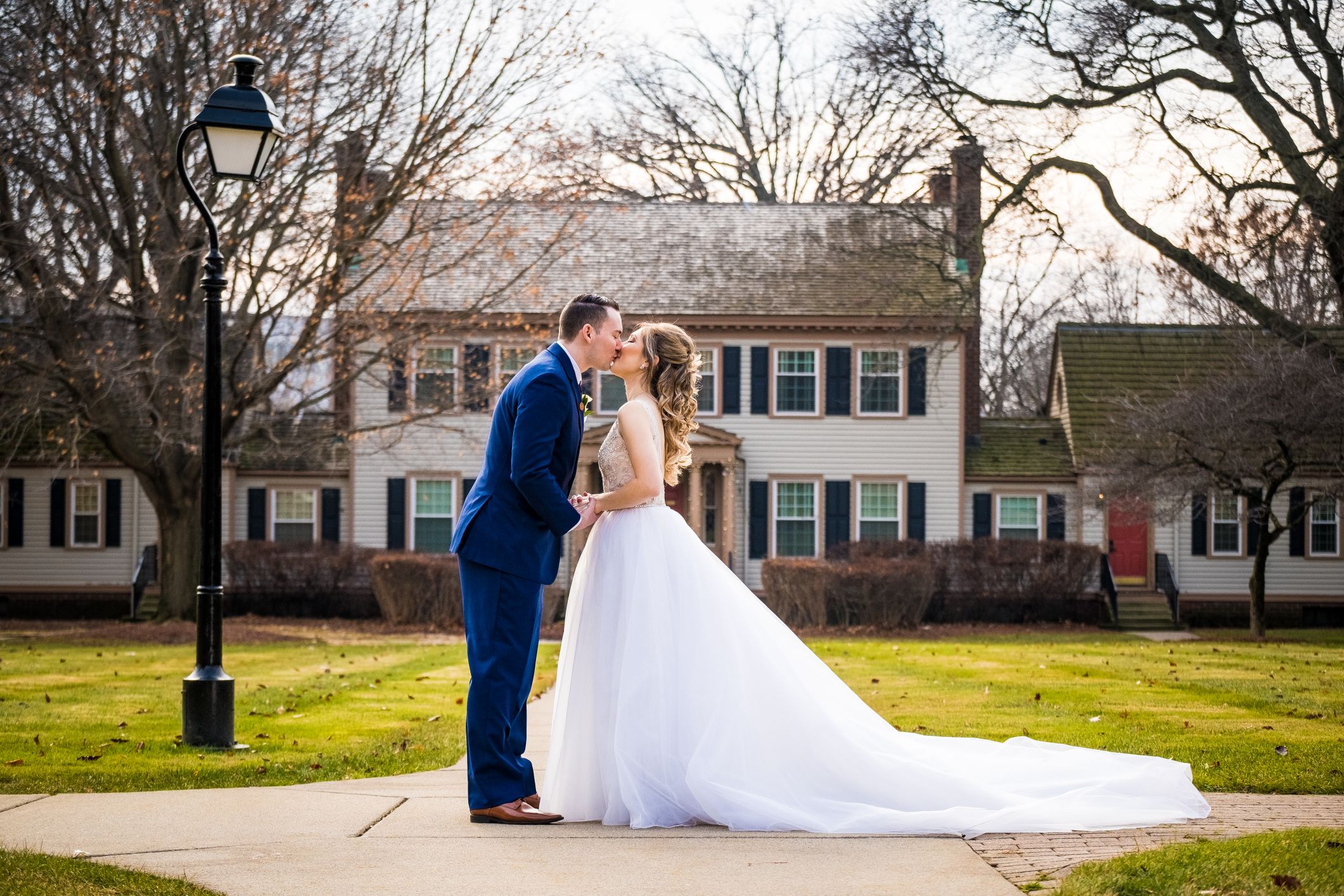 kissing at dearborn inn - Mike Staff Productions kissing at dearborn inn