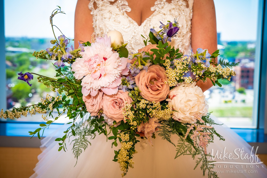 mikestaff-7 - Mike Staff Productions bridal bouquet