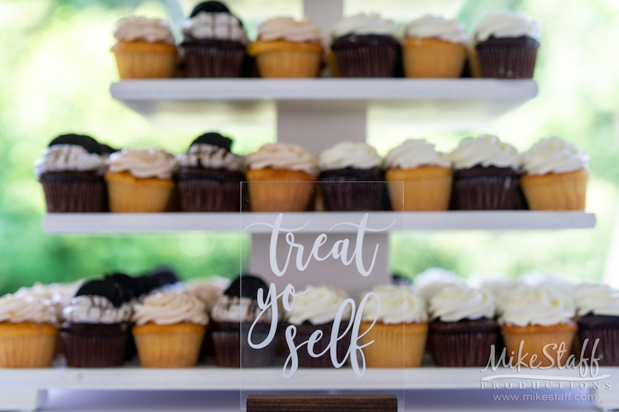 mikestaff-32 - Mike Staff Productions treat yo self cupcake table