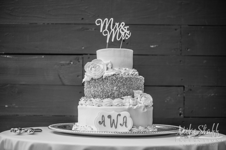 mikestaff-22 - Mike Staff Productions 3 tiered wedding cake
