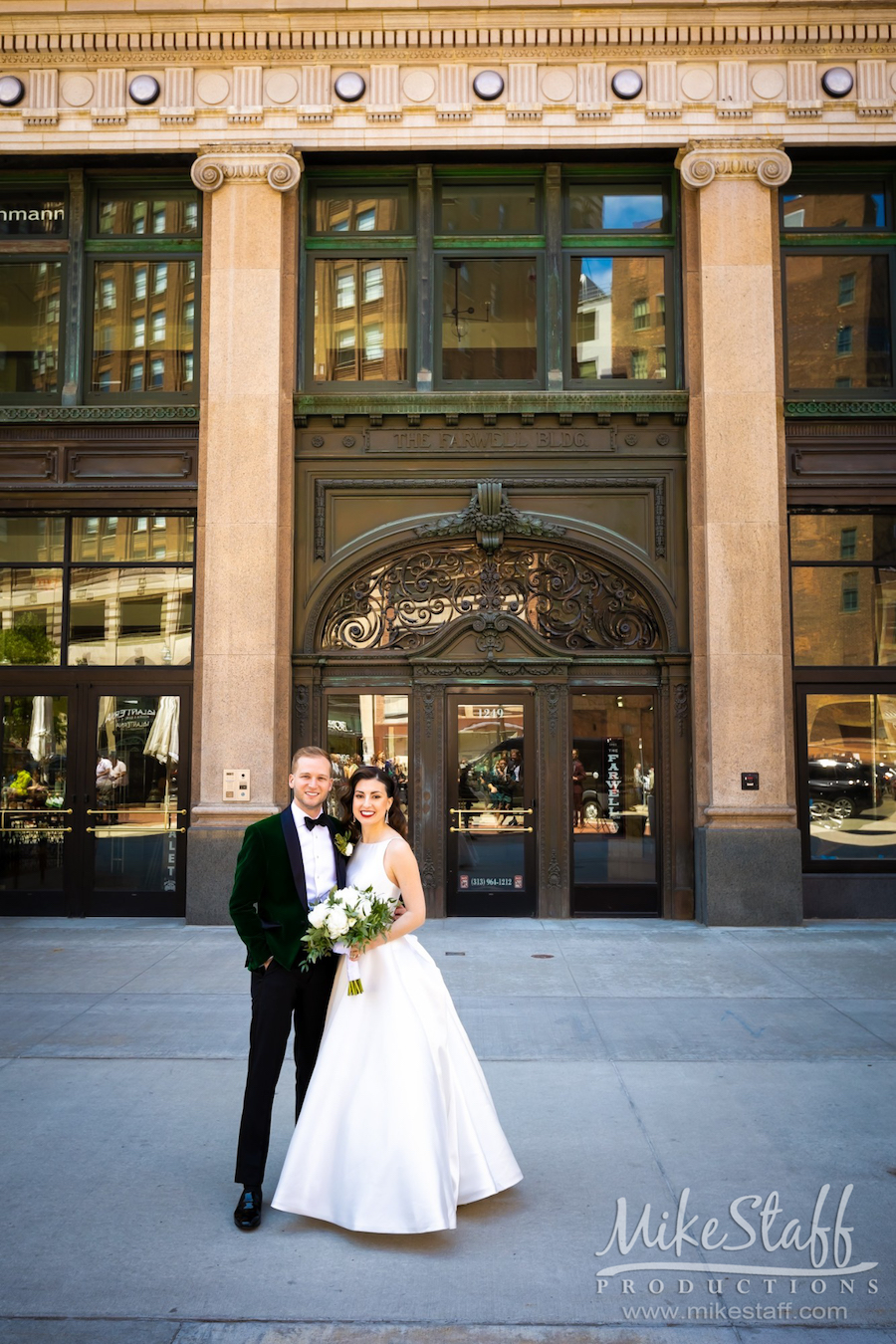 mikestaff-7 - Mike Staff Productions bride and groom downtown detroit woodward