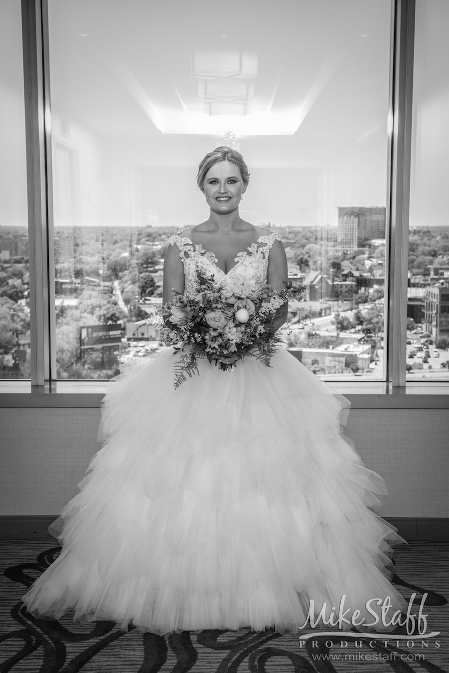 mikestaff-6 - Mike Staff Productions bride with detroit in the background