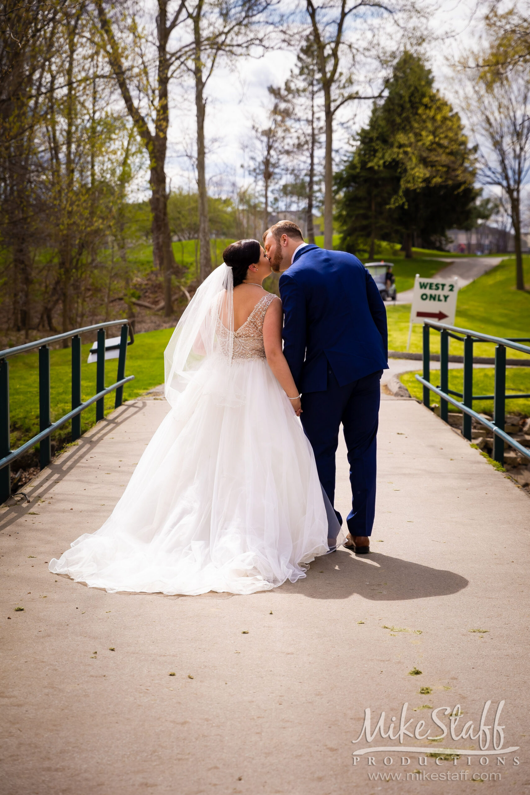 sycamore hills wedding photo on bridge - Mike Staff Productions sycamore hills wedding photo on bridge