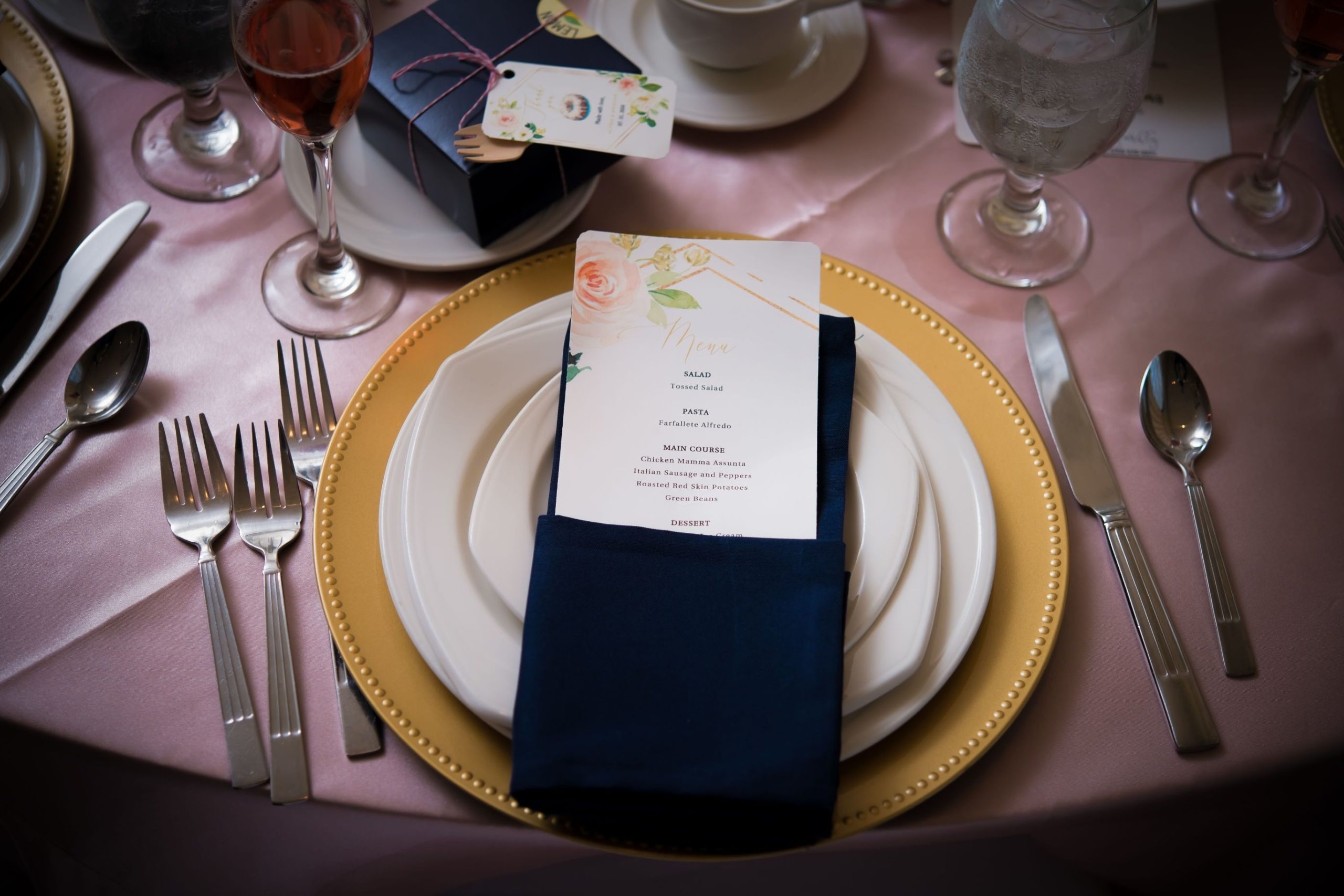 wedding table setting at palazzo grande - Mike Staff Productions wedding table setting at palazzo grande